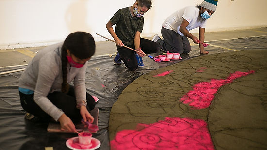 Oaxacan artist remembers those lost during coronavirus pandemic through Dia de los Muertos